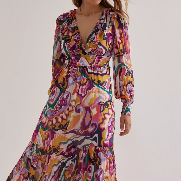 Anthropologie Dresses & Skirts - Anthropologie Complete The Look The Odetta Ruffled V-Neck Maxi Dress